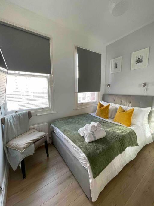 Beautiful And Spacious Flat Лондон Екстер'єр фото
