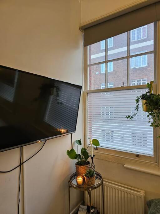 Beautiful And Spacious Flat Лондон Екстер'єр фото