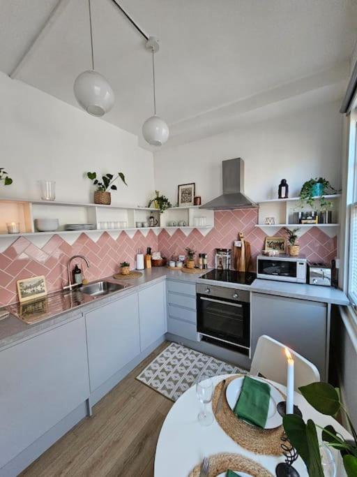 Beautiful And Spacious Flat Лондон Екстер'єр фото